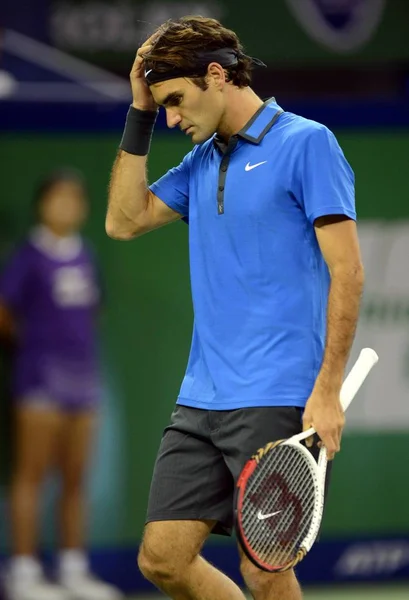 Roger Federer Suíça Reage Enquanto Compete Contra Stanislas Wawrinka Suíça — Fotografia de Stock