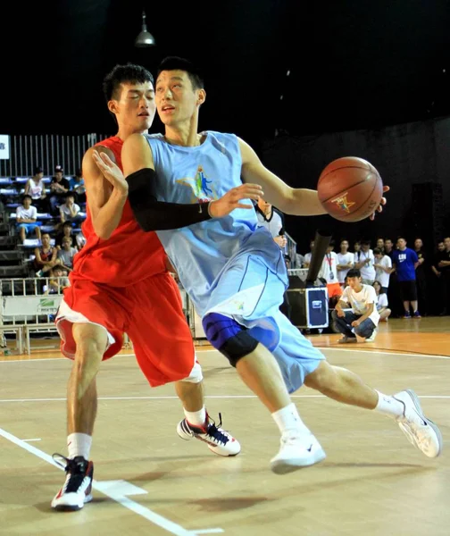 Nba Star Jeremy Lin Houston Rockets Makes Lay Shot Challenge — Stock Photo, Image