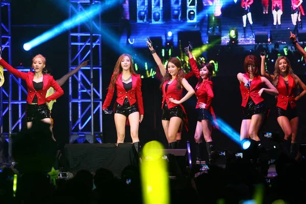 Membros Girl Group Sul Coreano Ara Apresentam Seu Primeiro Show — Fotografia de Stock