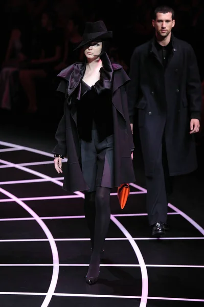 Giorgio Armani One Night Only Desfile Moda Beijing 798 Art — Foto de Stock