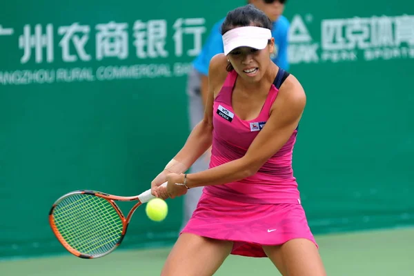 Hsieh Wei Taiwan Returns Shot Laura Robson Great Britain Final — Stock Photo, Image