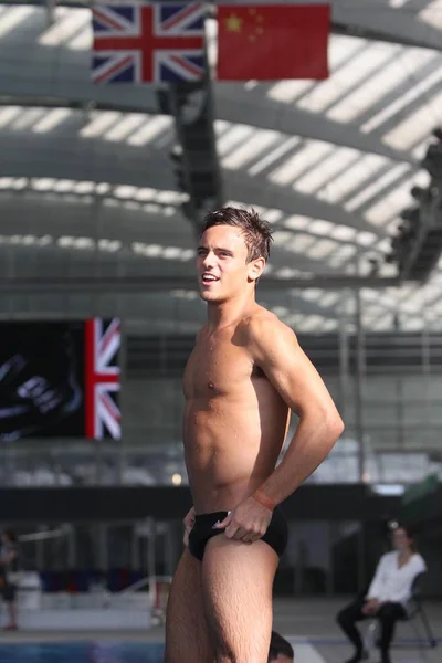 Duiken Olympisch Bronzen Medaillewinnaar Thomas Daley Van Groot Brittannië Reageert — Stockfoto