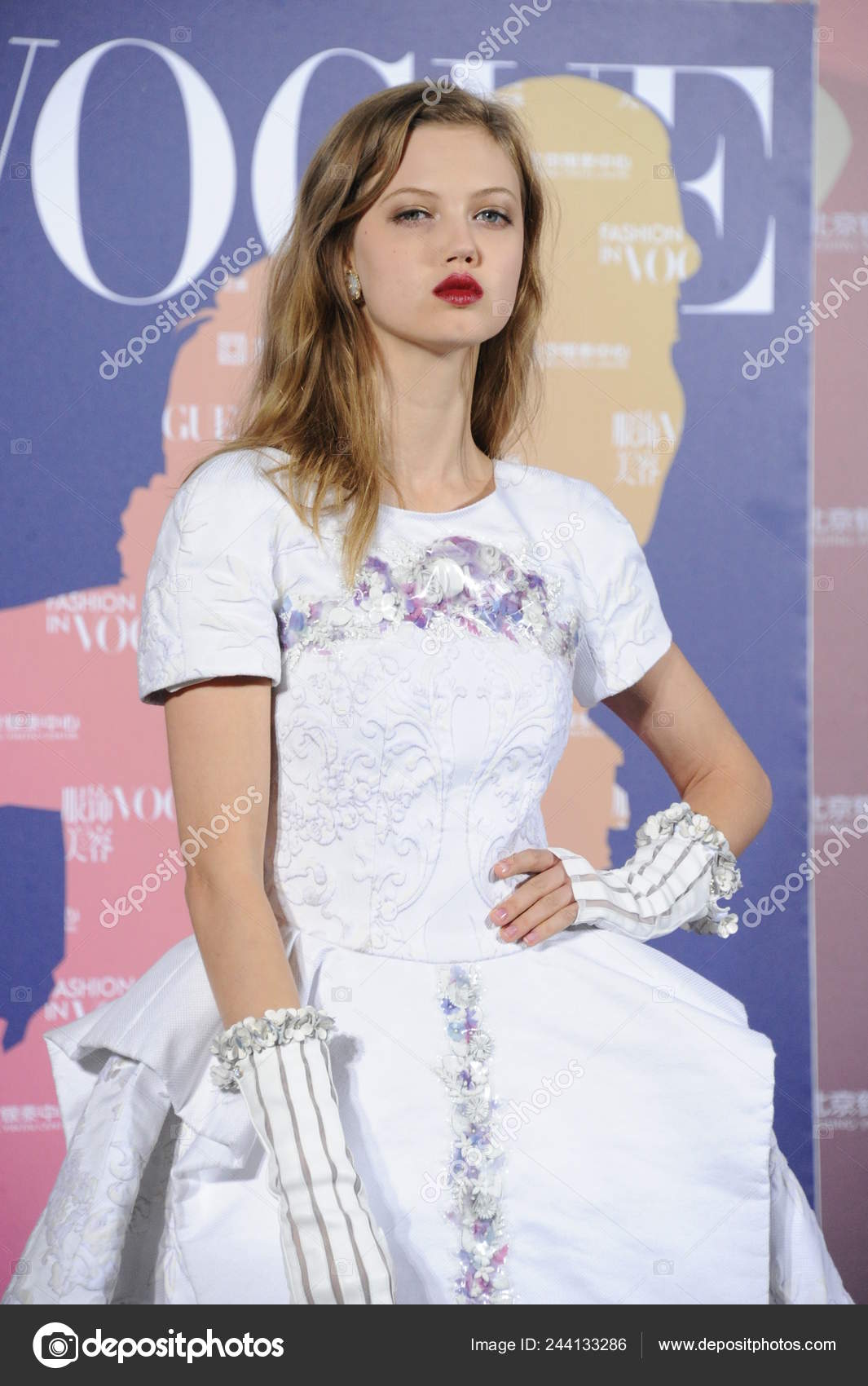 Supermodel Lindsey Wixson Poses She Arrives Gala Celebrate 1th Anniversary Stock Editorial Photo C Chinaimages Supermodel Lindsey Wixson Poses She Arrives Gala Celebrate 1th Anniversary Stock Editorial Photo C Chinaimages