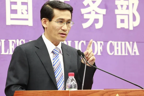 Shen Danyang Porta Voz Ministério Iniciação Retratado Durante Uma Conferência — Fotografia de Stock