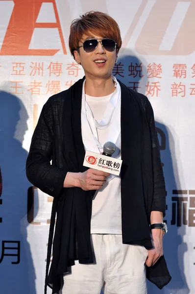 韓国俳優で歌手のイ ジェウォンは 2012 日彼の新しい音楽アルバム その時間 中国でのプロモーション活動中に描かれています — ストック写真