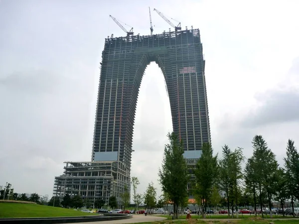 Vue Gratte Ciel Appelé Porte Orient Qui Est Construction Dans — Photo