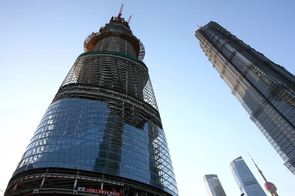Torre Shanghai Izquierda Está Construcción Junto Torre Jinmao Derecha Otros —  Fotos de Stock