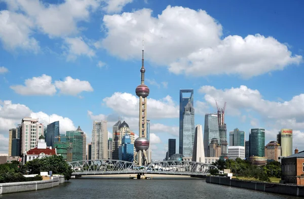 Silhuett Puxi Med Suzhou Creek Den Waibaidu Bro Och Lujiazui — Stockfoto