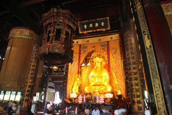 Visitantes Rezam Templo Montanha Putuo Cidade Zhoushan Leste Província Chinas — Fotografia de Stock