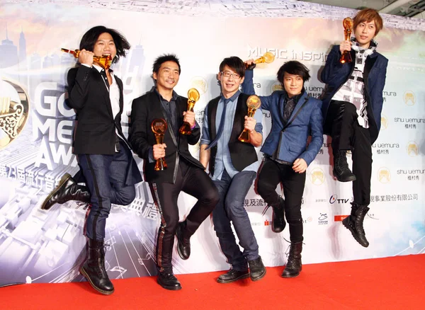 Banda Rock Taiwanesa Mayday Posou Com Troféus Melhor Banda Melhor — Fotografia de Stock