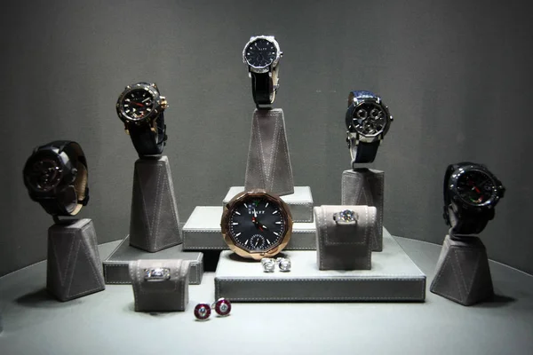 Les Montres Sont Vendre Dans Magasin Graff Diamonds Shanghai Chine — Photo