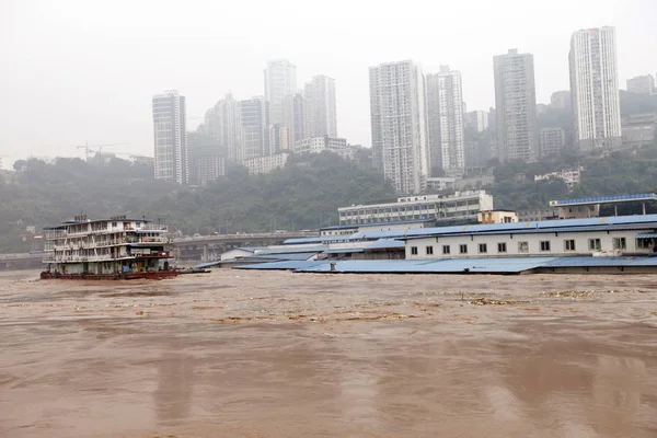Budynek Jest Zanurzony Przez Wody Rosnące Rzece Jangcy Chongqing Chiny — Zdjęcie stockowe
