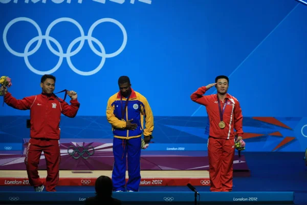 Medalhista Ouro Kim Guk Coreia Norte Direita Saúda Lado Medalhista — Fotografia de Stock