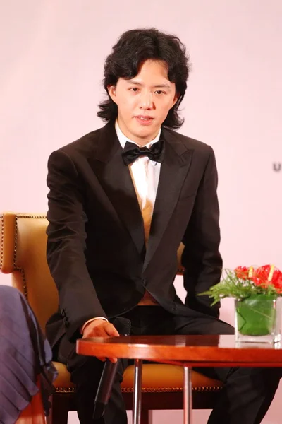 Čínský Pianista Yundi Obrázku Při Jeho Slavnostním Podpisu Universal Music — Stock fotografie