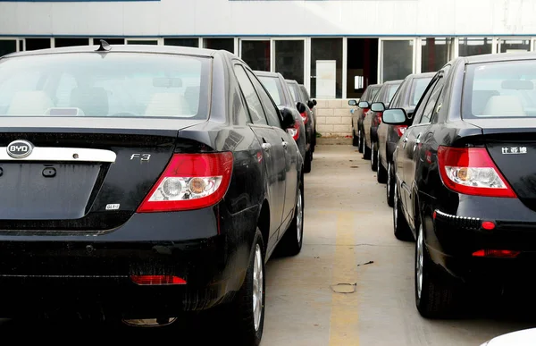 Carros File Byd Estão Venda Uma Loja Xangai China Março — Fotografia de Stock