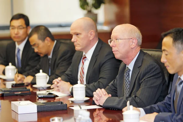 Scott Mcgregor Segundo Derecha Presidente Ceo Broadcom Corporation Escucha Jiang —  Fotos de Stock