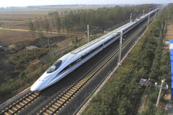 Crh Kína Vasúti Nagysebességű Bullet Vonat Utazik Qingdao Jinan Vasúti — Stock Fotó