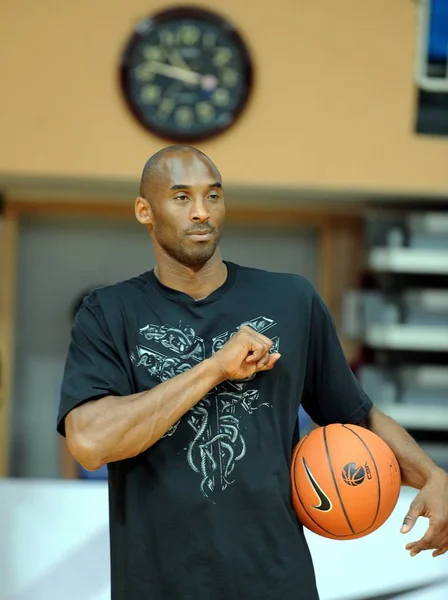 Nba Szupersztár Kobe Bryant Jelent Wuhan Város Központi Chinas Hubei — Stock Fotó