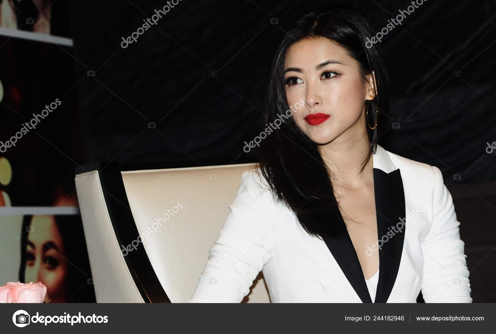 Chinese Actress Zhu Zhu