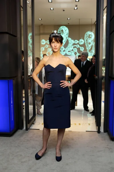 2012年11月29日 法国女星索菲 马索出席在中国上海浦东陆家嘴金融区 Ifc 国际金融中心 举行的 Chaumet 珠宝店开幕式 — 图库照片