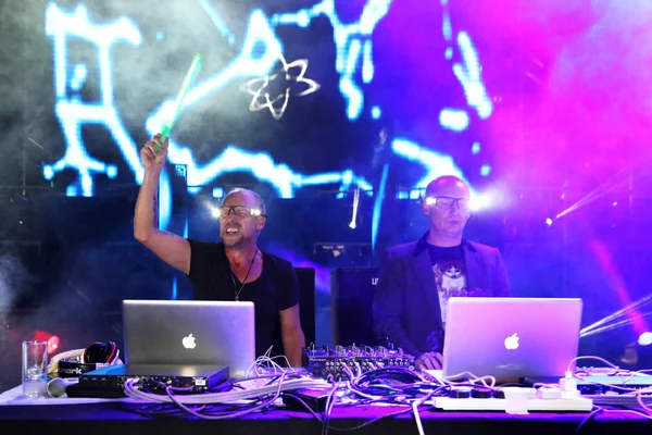 Membri Del Duo Musicale Britannico Danza Elettronica Orbital Esibiscono Durante — Foto Stock