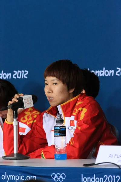 Guld Medaljörer Xiaoxia Och Lag Kamrater Kina Närvara Vid Press — Stockfoto