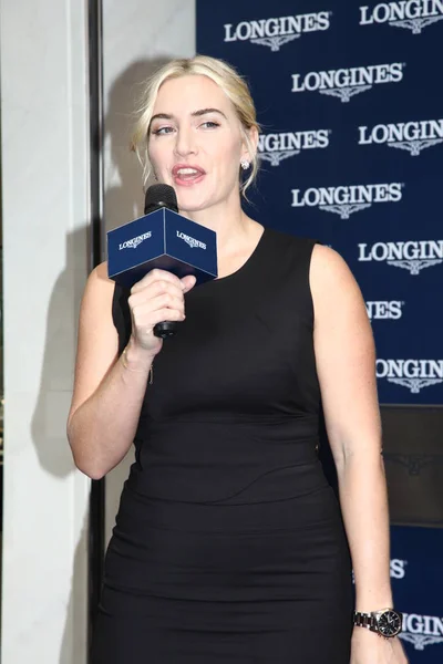 Actriz Británica Kate Winslet Habla Con Motivo Ceremonia Apertura Tienda —  Fotos de Stock