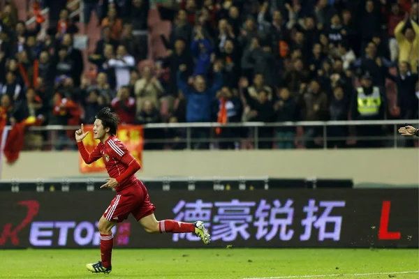 Zhao Peng Van China Viert Het Scoren Van Een Goal — Stockfoto