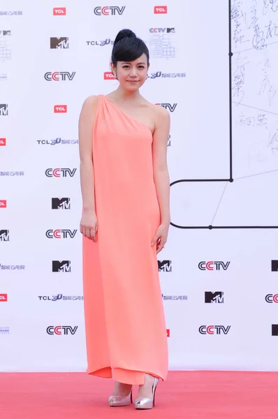 台湾の女優 テレビ彼女が 2012 中国の北京で Cctv Mtv ビデオミュージックア ワード ガラのため到着したミシェル チェンがステージでポーズのホステス — ストック写真