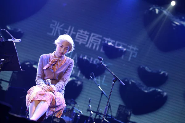 Cantante Taiwanesa Joanna Wang Actúa Durante Festival Música Pastizales Zhangbei — Foto de Stock