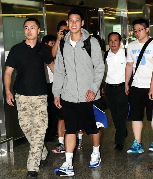 Bintang Basket Nba Jeremy Lin Digambarkan Setelah Tiba Bandara Internasional — Stok Foto