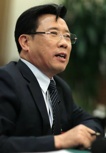 Liang Wengen Başkan Sany Grup Bir Röportajda Bir Soru Cevaplar — Stok fotoğraf