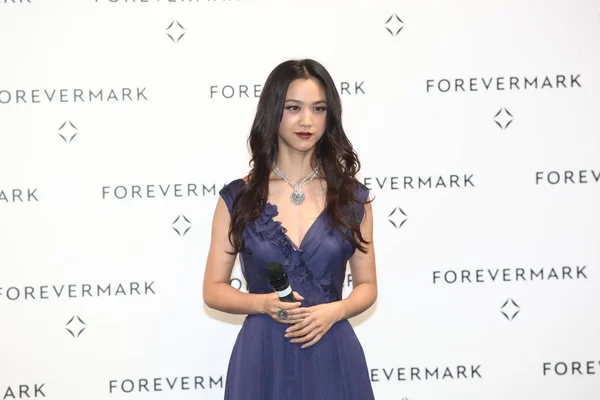 Actriz China Tang Wei Posa Una Ceremonia Para Lanzamiento Nuevas —  Fotos de Stock