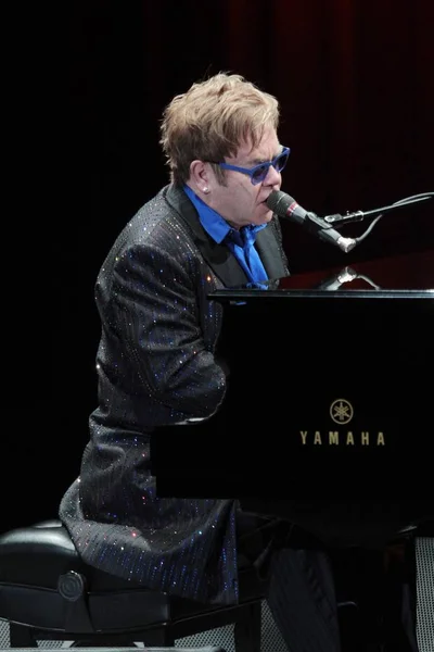 Chanteur Britannique Elton John Produit Lors Son Concert Taipei Taiwan — Photo