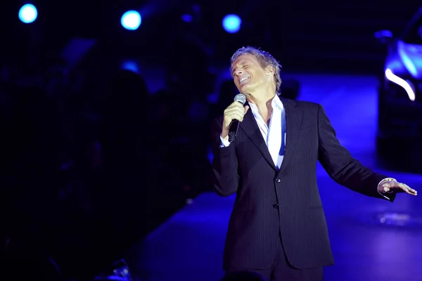 Cantante Estadounidense Michael Bolton Actúa Ceremonia Entrega Premios Revista Bazaar — Foto de Stock