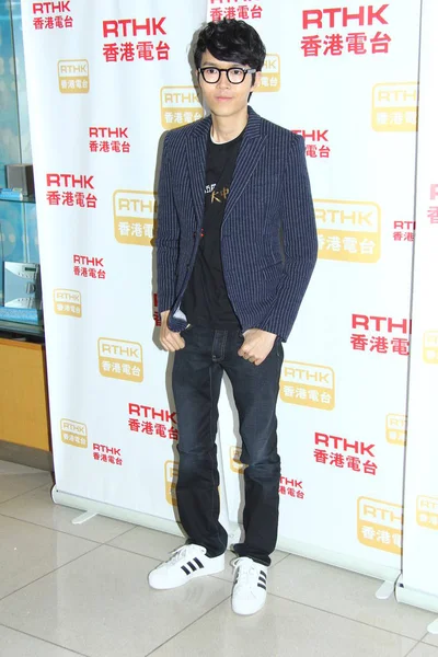 香港歌手カリル フォンは 中国でトップ 中国語金曲賞授賞式の記者会見に臨んだ 2012 — ストック写真