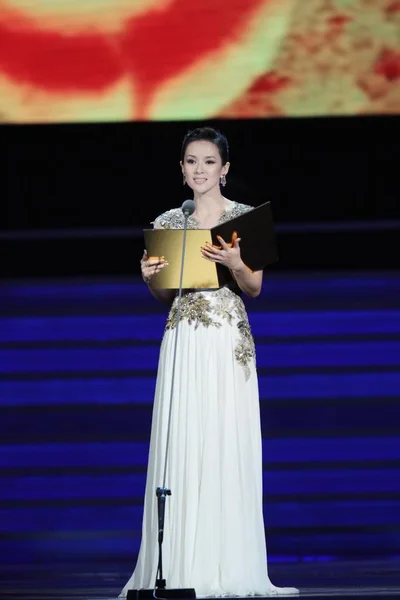 Chinese Actress Zhou Dongyu Wins Best Actress Award 29Th Golden – Stock  Editorial Photo © ChinaImages #414151288