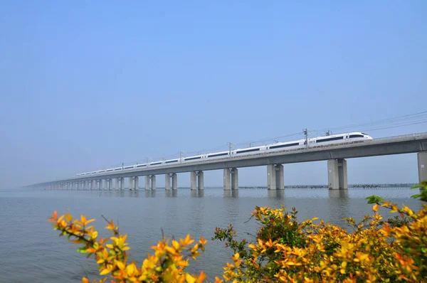 Crh China Railway High Speed Kula Tåget Färdas Beijing Shanghai — Stockfoto