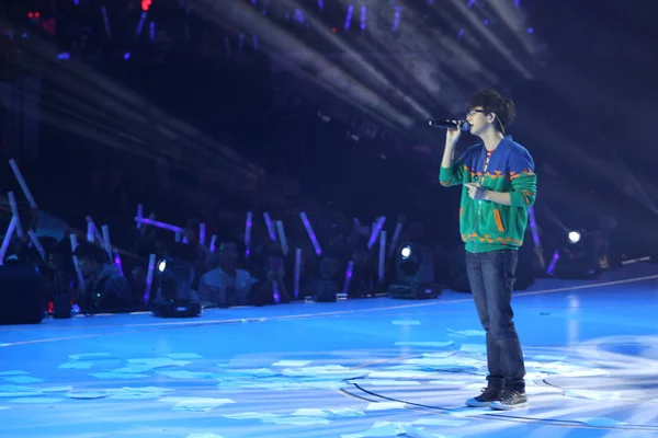 Cantante Actor Chino Xia Canta Escenario Del Ensayo Celebración Año —  Fotos de Stock