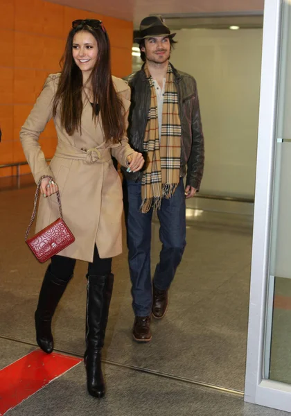 Canadian Actress Nina Dobrev Left Her Actor Boyfriend Ian Somerhalder — Stock Photo, Image