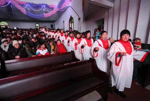 Mezi Čínskými Křesťany Během Vánočního Svátku Kostele Provincii Linyi Východní — Stock fotografie