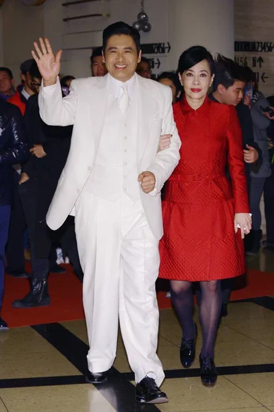 Aktor Hong Kong Chow Yun Fat Pergi Dan Istrinya Jasmine — Stok Foto