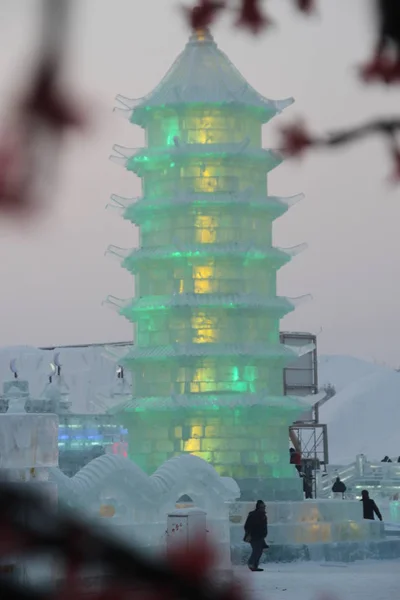 Jégtorony Látható Jég Csodaországban Ahol Hamarosan Harbin Nemzetközi Ice Festival — Stock Fotó