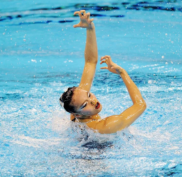 Chinas Huang Xuechen Konkuruje Finale Technicznego Solo Synchroniowane Pływanie Konkurencji — Zdjęcie stockowe