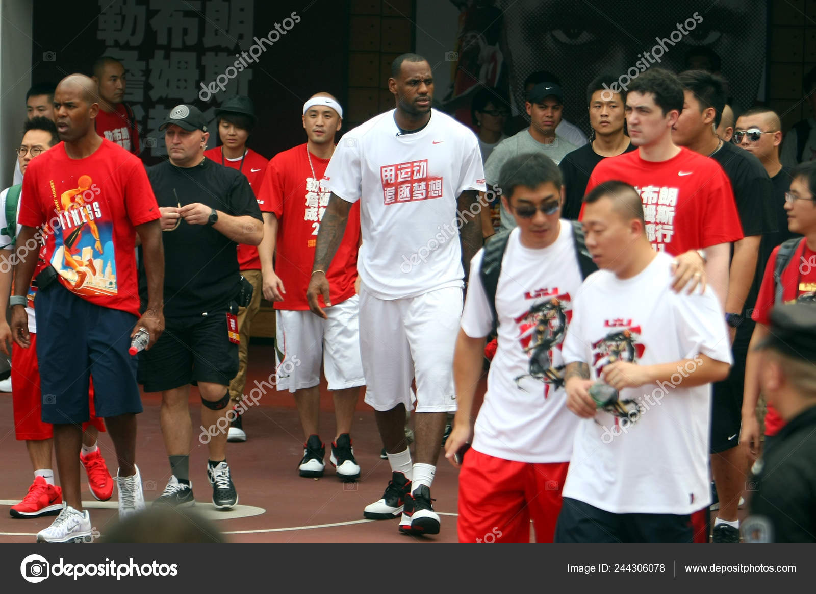 Nba Star Lebron James Miami Heat Meets Chinese Fans Nike — Stock