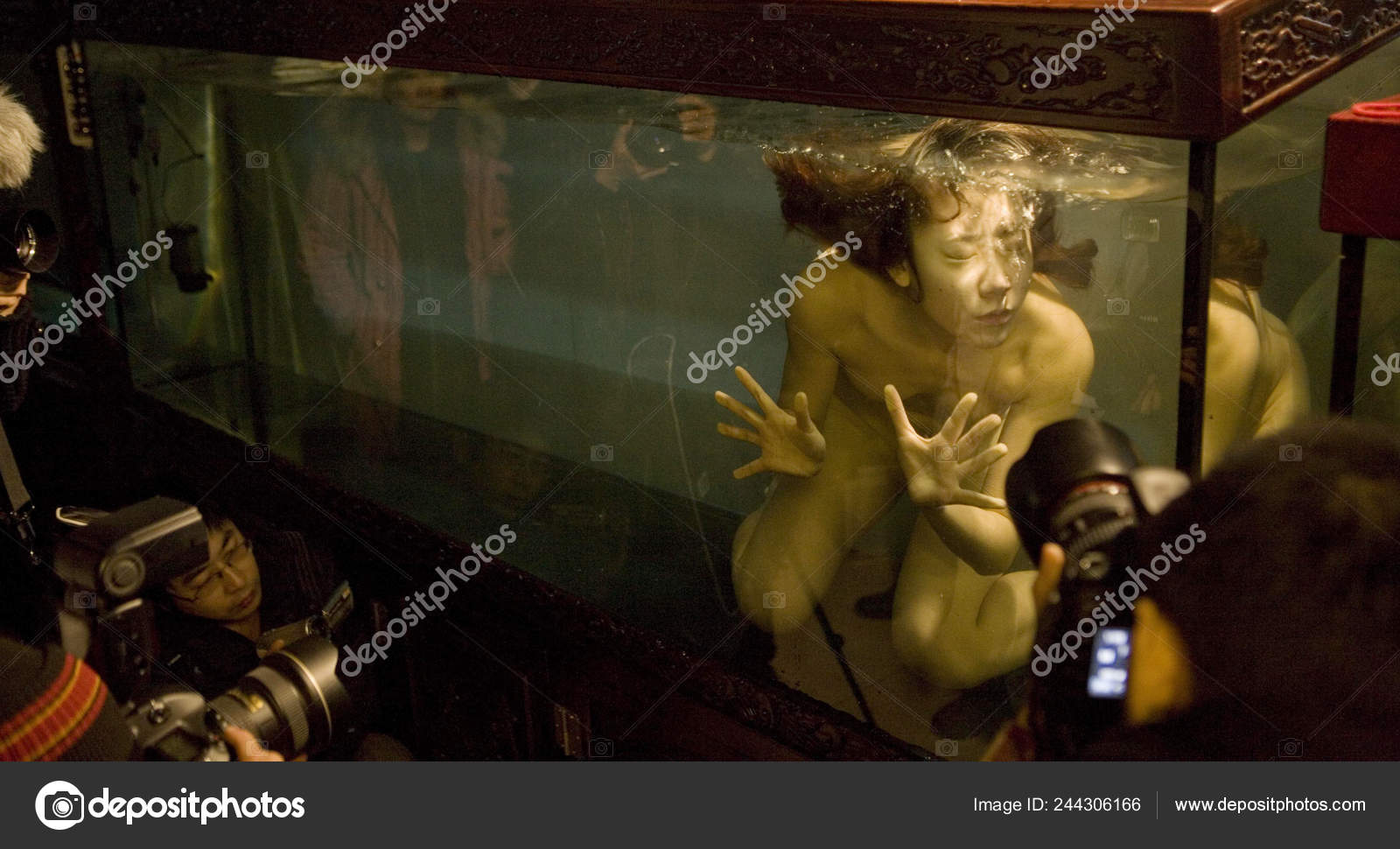 china nudist student Chinese Student Nude Model Zizi Poses Nude Water Fish Tank — Stock  Editorial Photo © ChinaImages #244306166