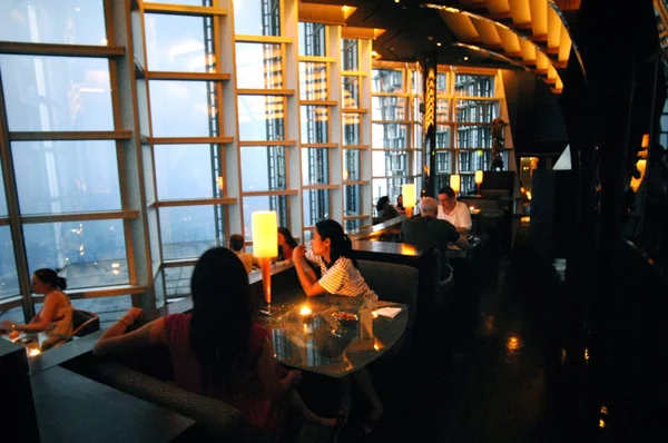 Kunden Der Wolke Bar Grand Hyatt Shanghai Jinmao Tower Finanzviertel — Stockfoto