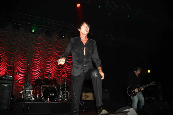 Cantante Brett Anderson Banda Rock Británica Suede Actúa Concierto Durante — Foto de Stock