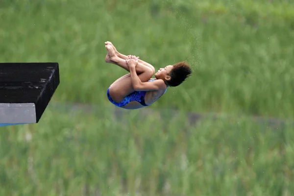 Чинас Ядан Принимает Участие Финале Женского Метрового Прыжка Воду Время — стоковое фото