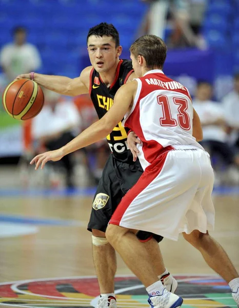 Kinas Xire Lijiang Styr Bollen Basket Match Stankovic Continental Cup — Stockfoto